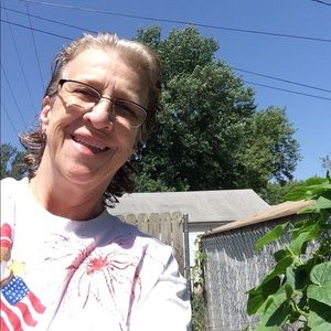 Meet your Posher, Linda